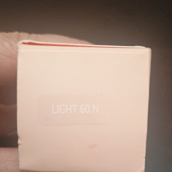 ColourPop Pretty Fresh Hydrating Foundation - Light 60N - Picture 7 of 9